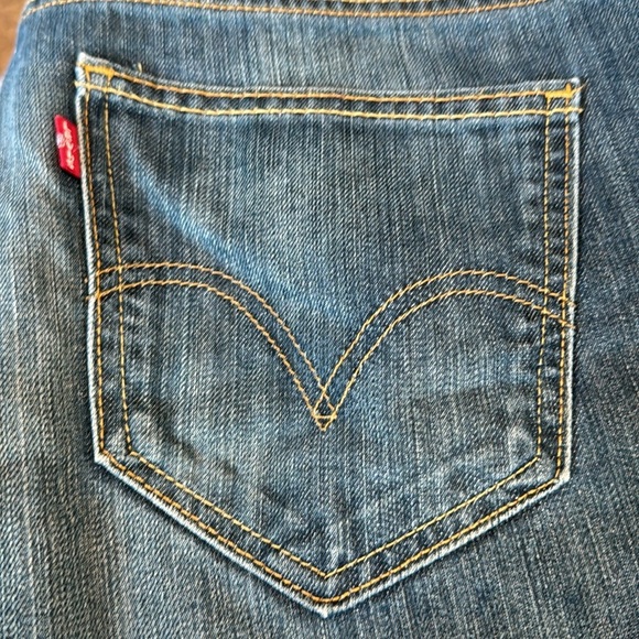 Levis 521 Slim tapered Blue Denim  Zip Fly - Picture 3 of 10